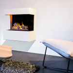Moderner, gradliniger Umbau für die Wand in creme-weiß